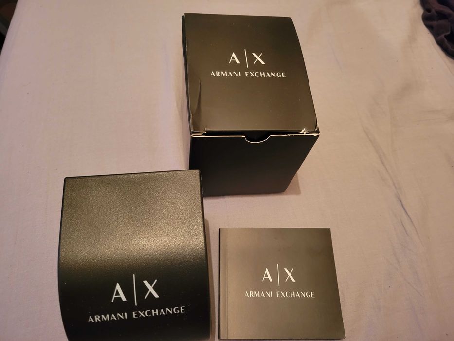 Часовник ARMANI EXCHANGE AX2103 - чисто нов, оригинал!