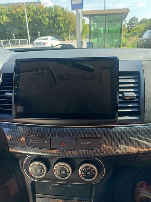 Mitsubishi  lancer