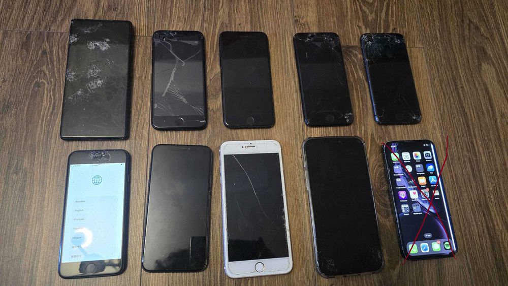 Lot telefoane de piese