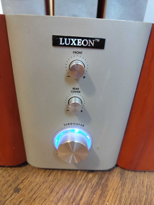 Тонколони Luxeon