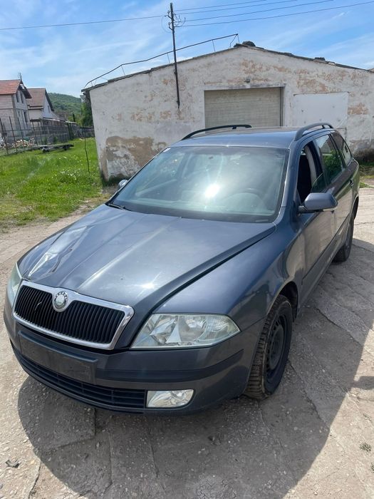 Dezmembrez Skoda Octavia 2 1.9tdi motor bmm