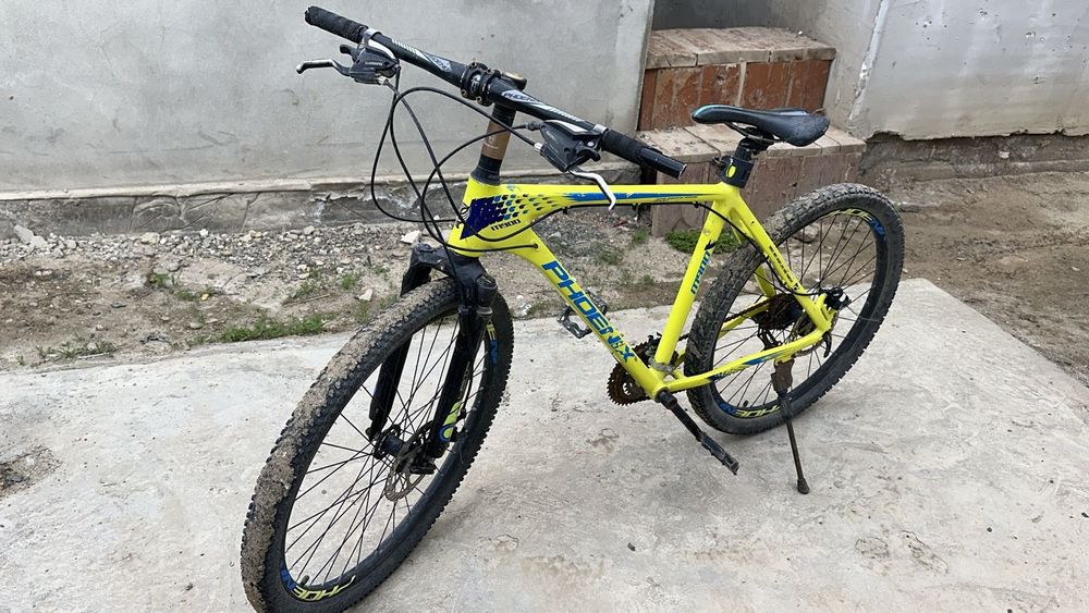 Продам спортивныи велосипед