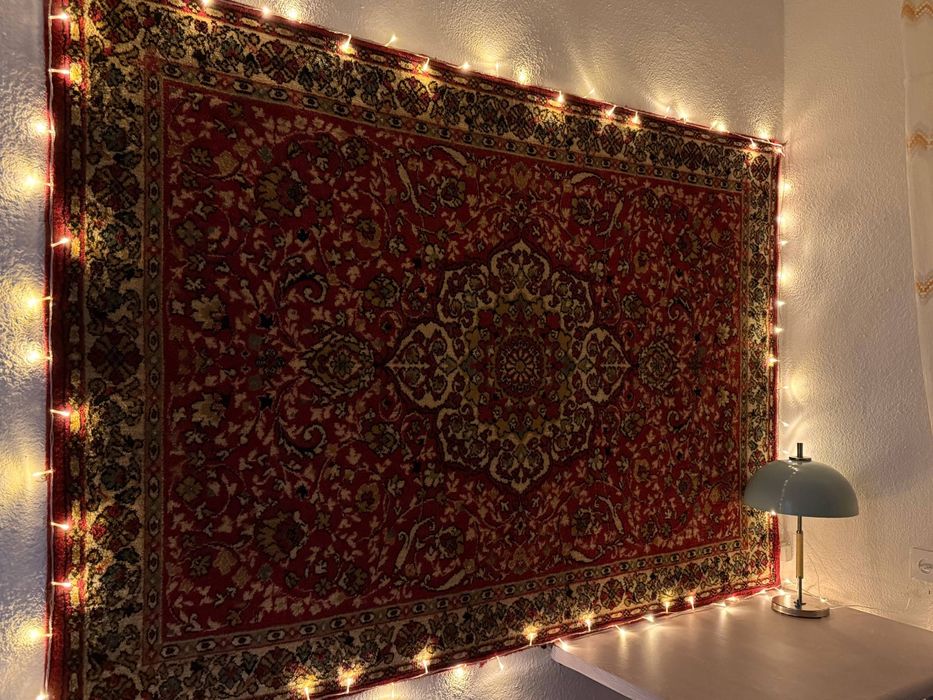 Talabalar uchun uy  arzon naxrda qoyamiz.