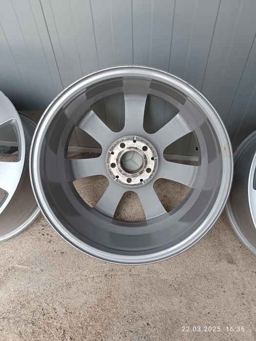 17/5/112-МЕРЦЕДЕС Ц класа W 204,W 205-нов внос-перфектни