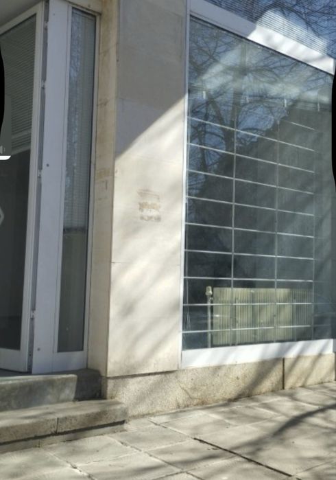 Дава се под наем Магазин в София, Докторски паметник - 230 кв.м за 600000 € - Снимка #1
