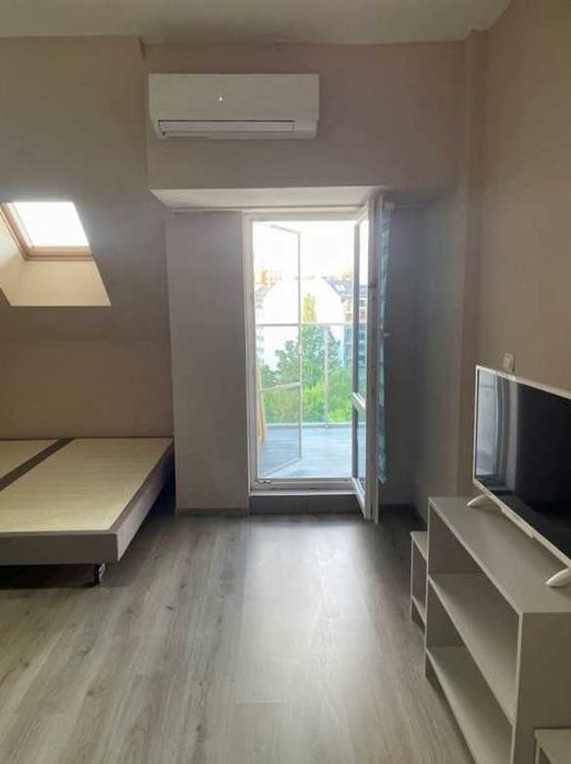 Дава се под наем Едностаен апартамент в София, Студентски град - 49 кв.м за 433.5 € - Снимка #1