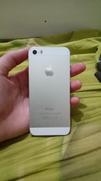 Айфон 5с почти в идеале