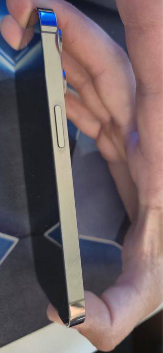 Iphone 14 pro gold