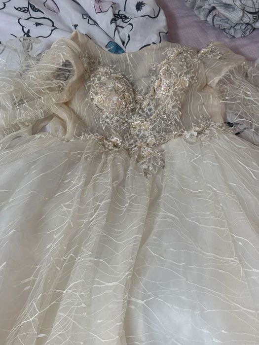 Свадебное платье б/у