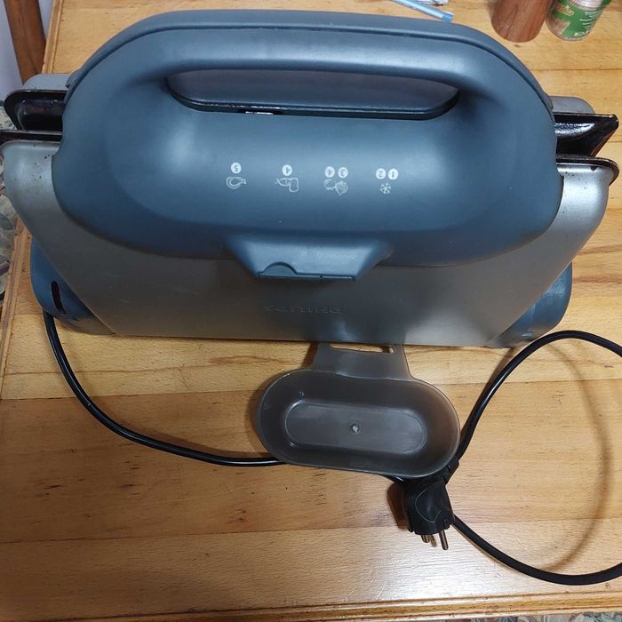 Грил преса марка Philips