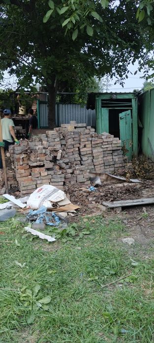 Кирпичи бесплатно срочно