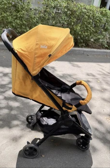 Прогулочная коляска joie for kids