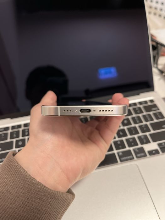Iphone 15 pro (256gb White) | Айфон 15 про