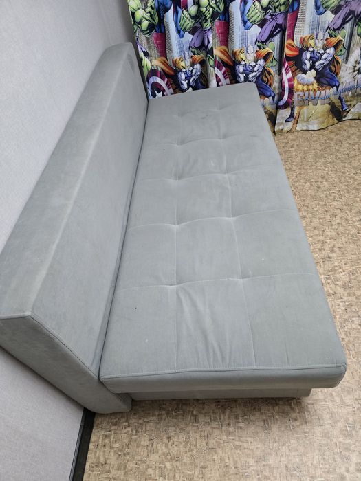 Отдам даром диванчик, кровать с матрасом