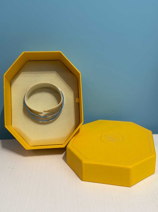 Swarovski гривна