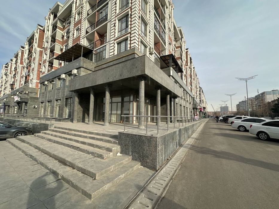 Сдаётся в аренду цокольное помещение на первой линий в ж/к «Гринвич»