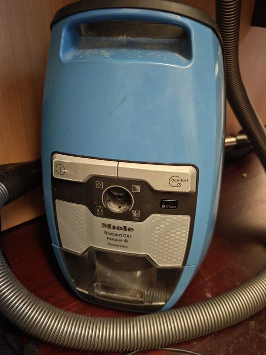 Vand aspirator Miele Blizza rd CX1 SKCF3 albastru
