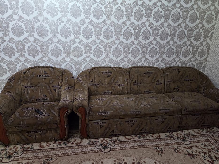 Продам диван в хорошем состоянии