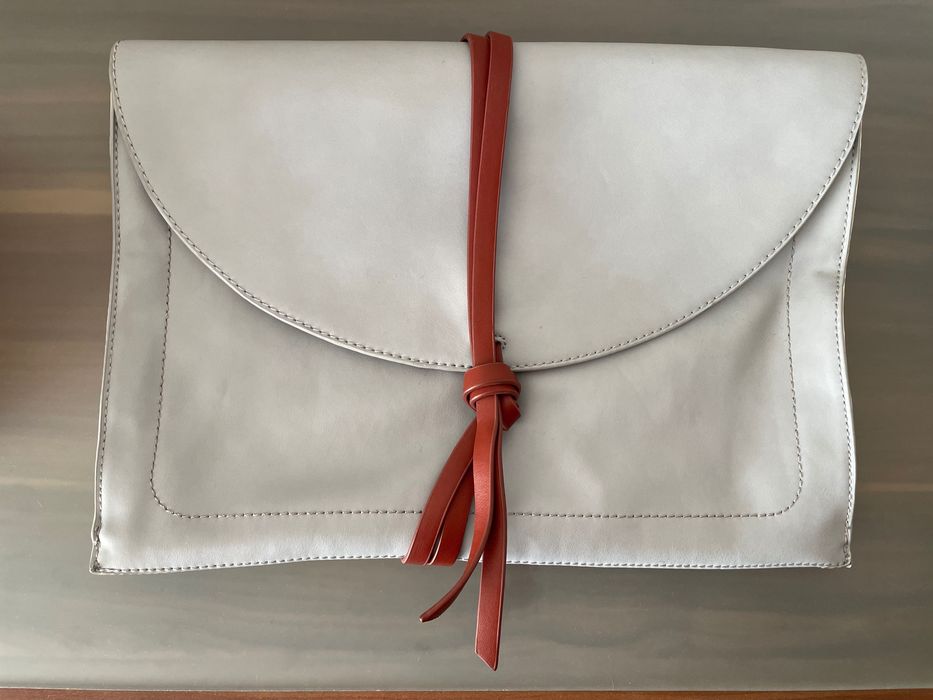 Дамска чанта тип плик