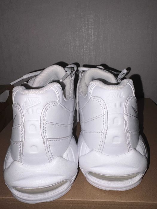 Nike Air Max 95 "Triple White" - Номер 41
