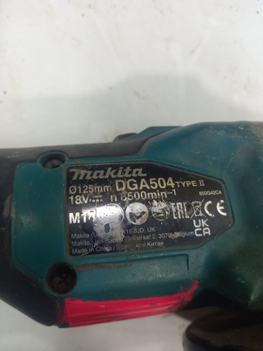 Акумулаторен ъглошлайф Makita