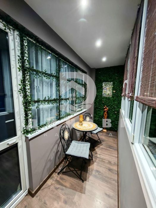 Продава се Четиристаен апартамент в Стара Загора, Център - 80 кв.м за 2225 €/кв.м - Снимка #5