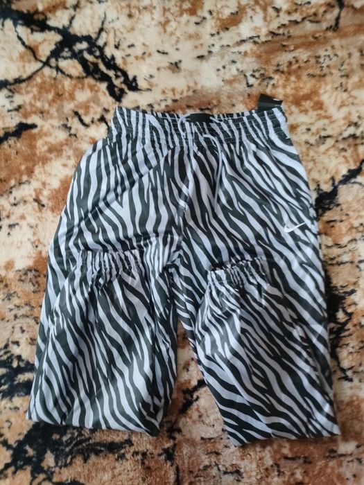 Оригинальные вещи от nike за пол цены