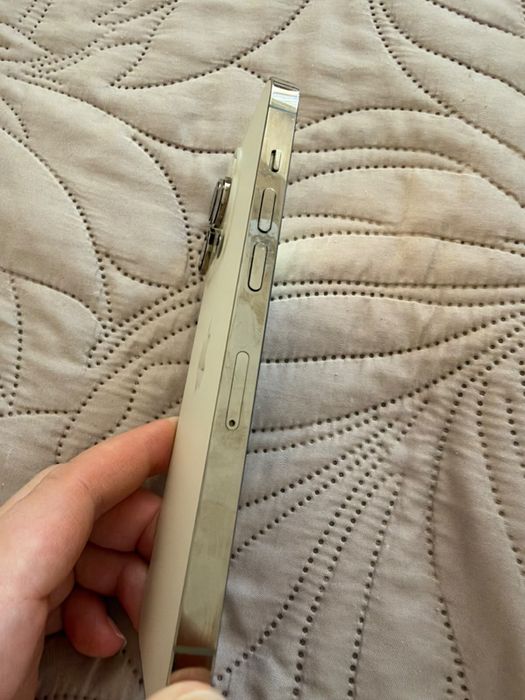 продам iPhone 14 pro