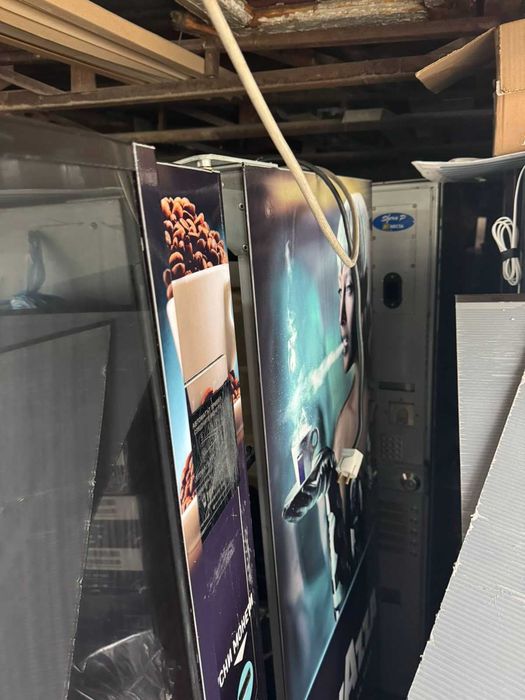 Кафемашина Astro с ТЪЧСКРИЙН!