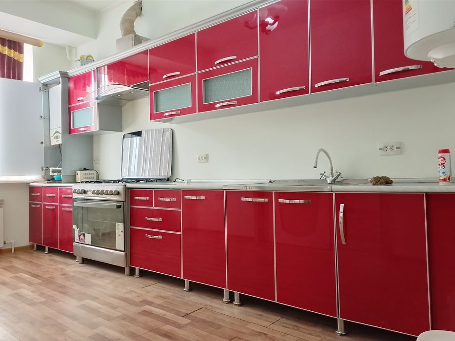 Urganch shaharida joylashga 4 xonali   kvartira sotiladi