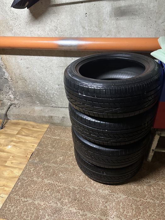 Anvelope vara 235.55.R19
