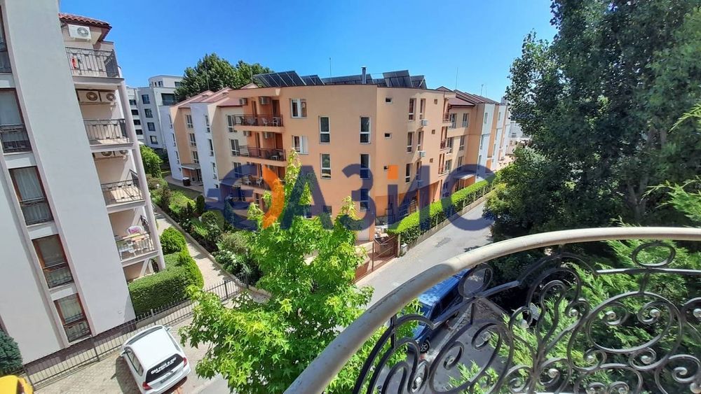 Продава се Двустаен апартамент в к.к. Слънчев бряг - 62 кв.м за 1396 €/кв.м - Снимка #12