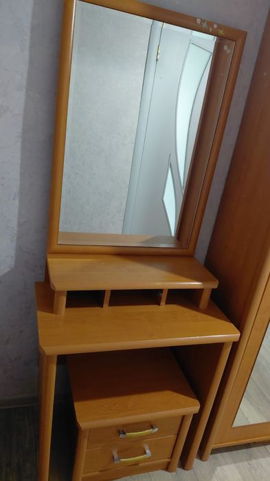 Продам камод и две тумбы