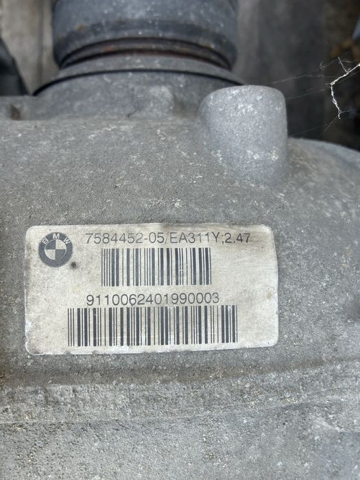 Заден мост BMW F 10 530d 245кс 2.47 диф