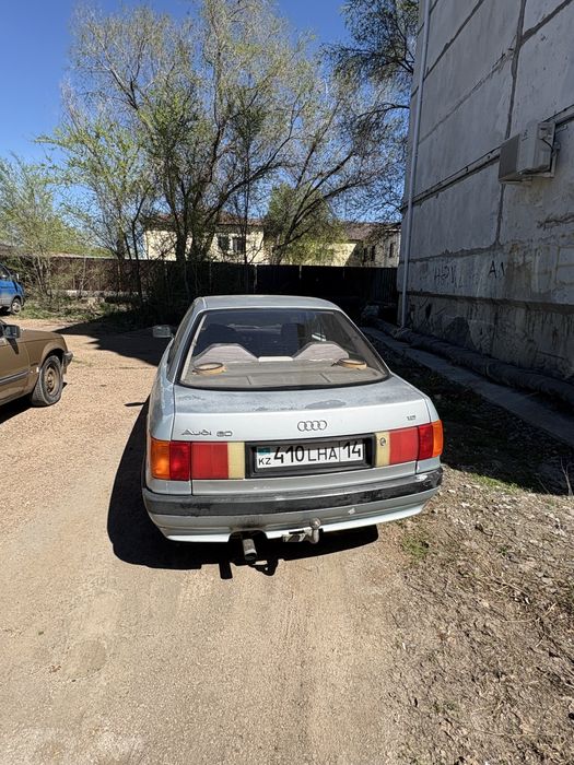 Продам ауди 80 1990 года выпуска