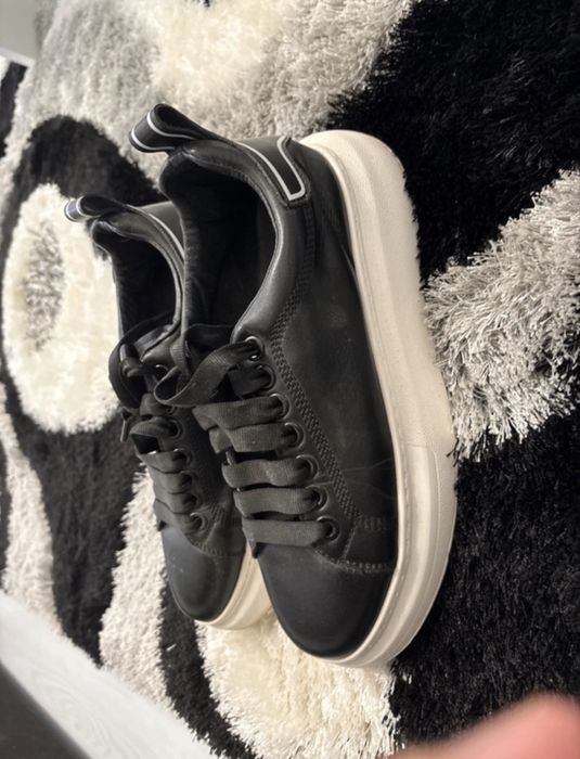 Adidasi barbati casual