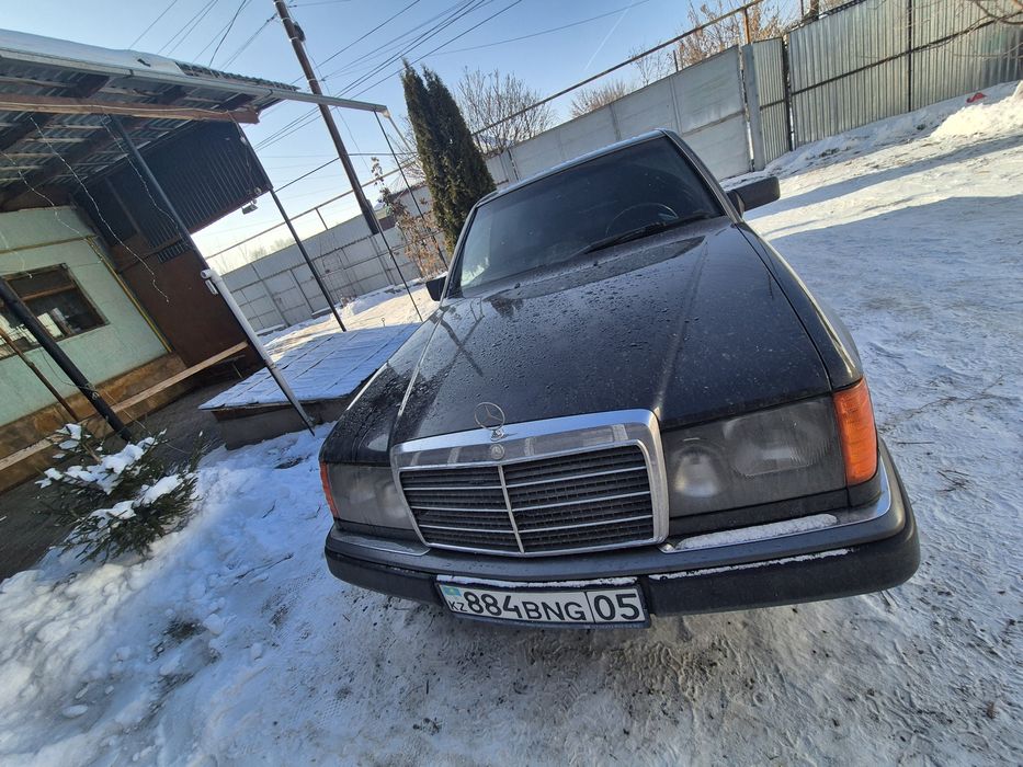 Mercedes-Benz 230e
