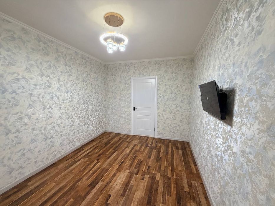 Sobiq yotoqxonadan bir xonali kvartira sotiladi