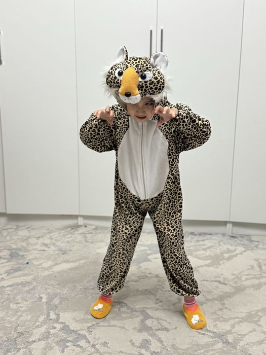 Продам костюм Леопарда