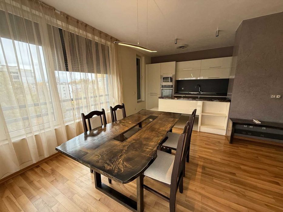 Дава се под наем Четиристаен апартамент в Пловдив, Кършияка - 150 кв.м за 897.6 € - Снимка #2