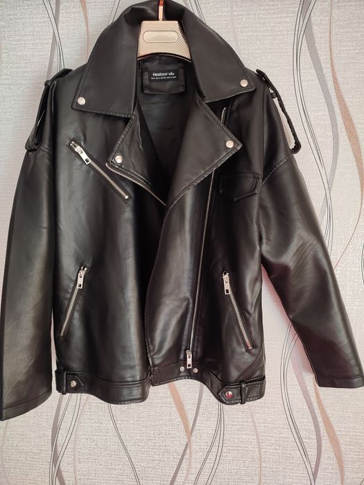 Женская Куртка (эко кожа )