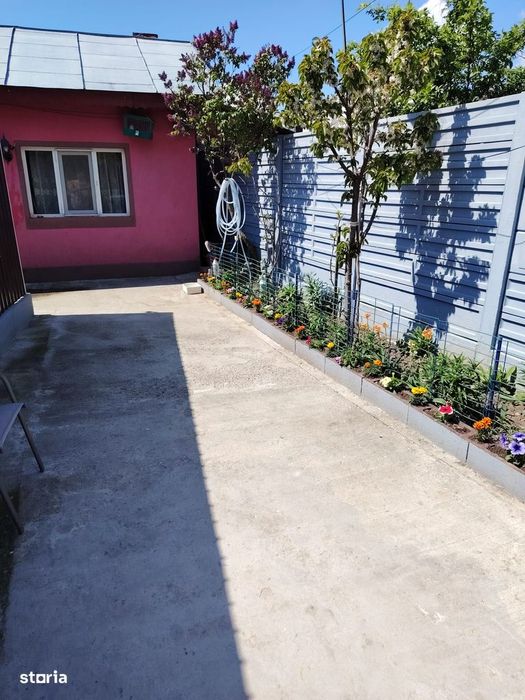 Casa de vanzare