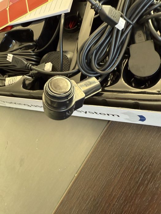 Парктроник черни датчици нископрофилни