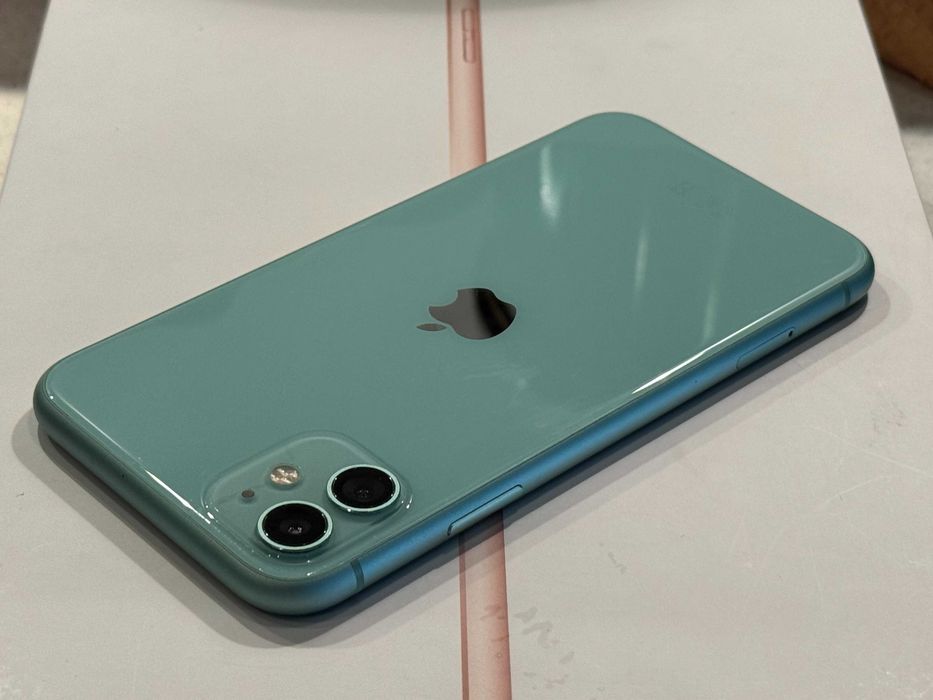 iPhone 11 64GB Green - Отличен, Нова Батерия 100% Капацитет.