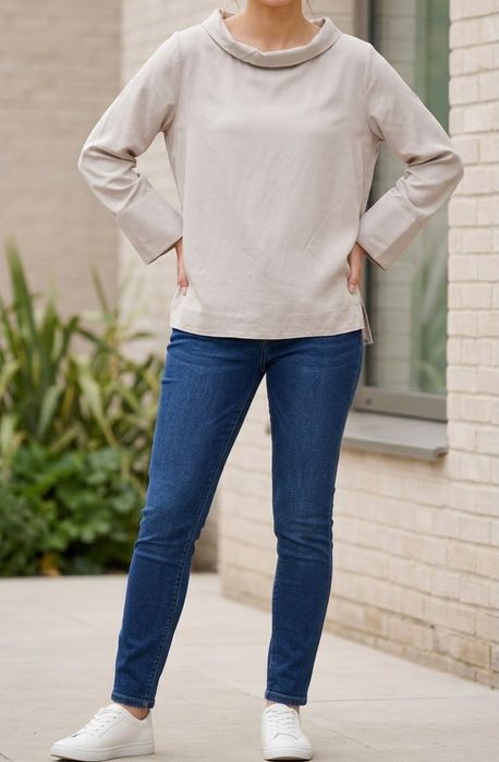 Bluza dama croiala deosebita