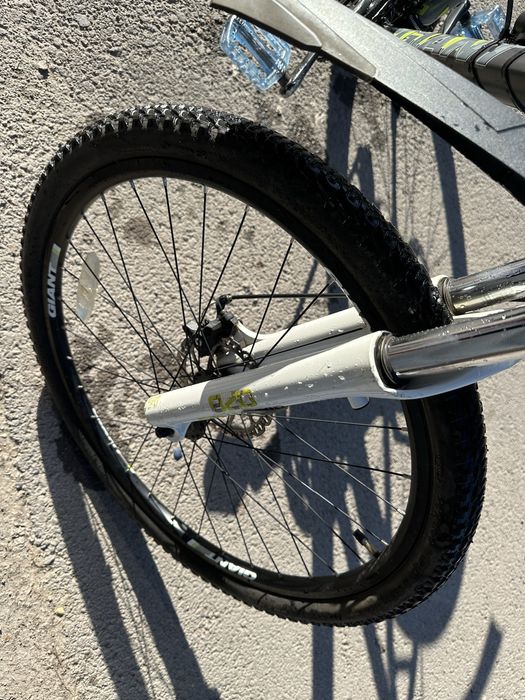 Продам велосипед Giant ATX