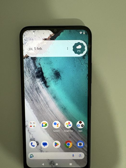 Vand telefoane functionale fisurate