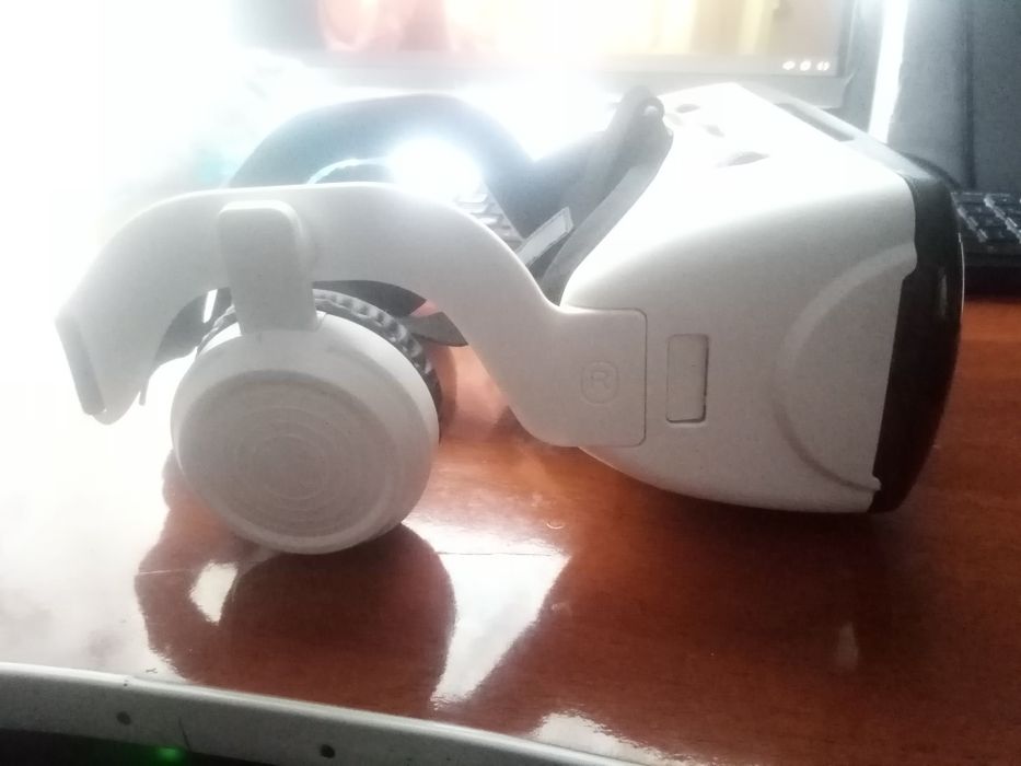 VR очки продаётся