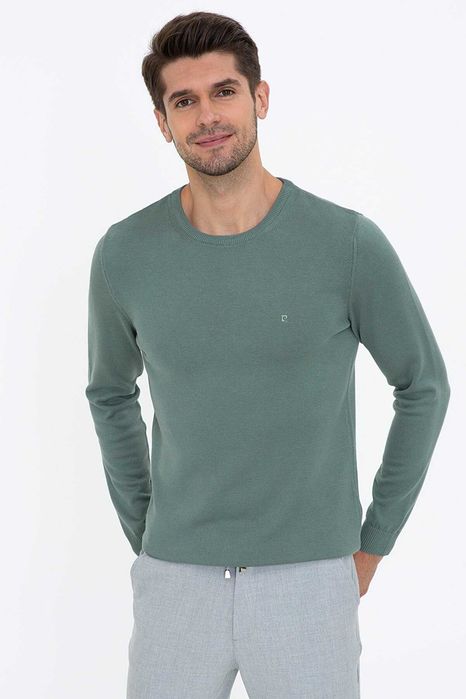 Продается Свитер Pierre Cardin. 
Цвет: ментоловый. Размер L (50)