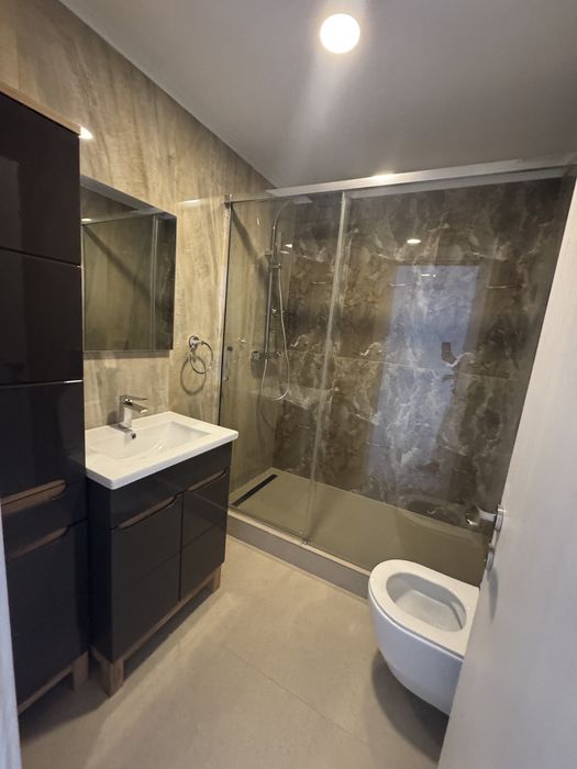 Vila Spatioasa 4 Camere Cosmopolis